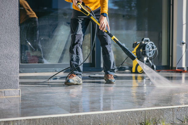 Best Garage Pressure Washing  in New Brighton, PA